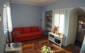 Cosy Appartment W/ Terrace In The Old City Centre
